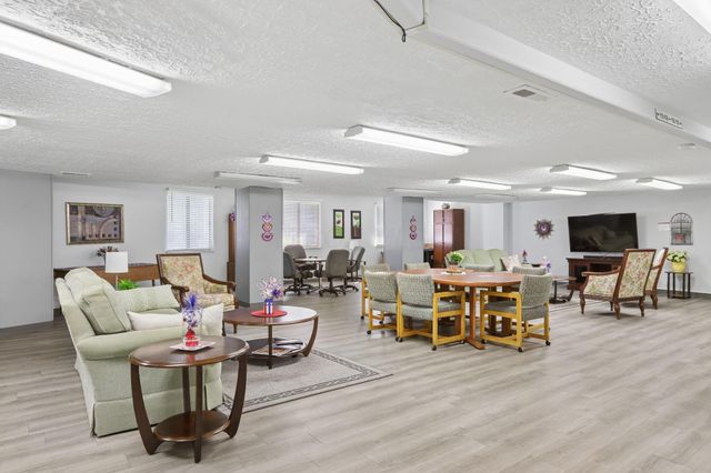 3939 Karl Road, 100, Columbus, OH 43224