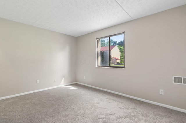3939 Karl Road, 100, Columbus, OH 43224