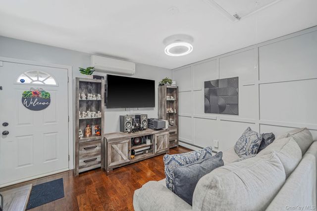 3 Heather Court, Centereach, NY 11720