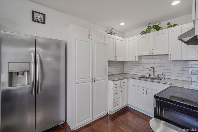 3 Heather Court, Centereach, NY 11720