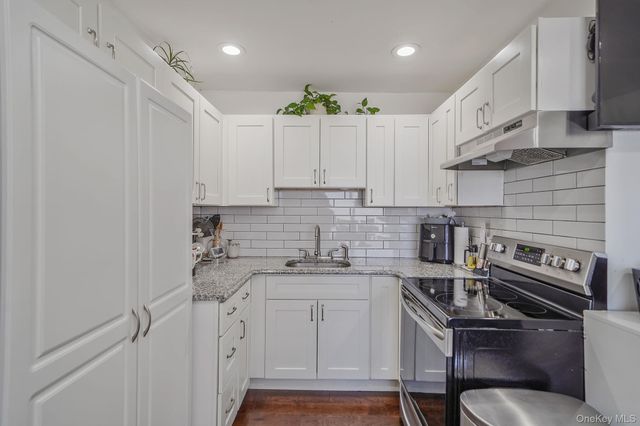 3 Heather Court, Centereach, NY 11720