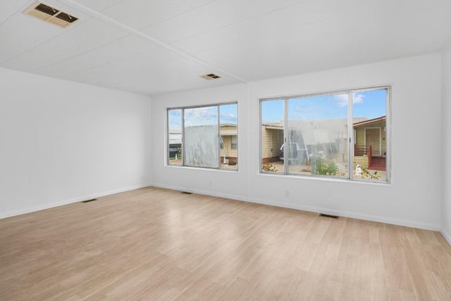 1150 W Winton Avenue 229, Hayward, CA 94545