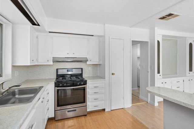 1150 W Winton Avenue 229, Hayward, CA 94545