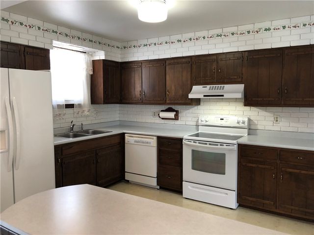 140 REDSTONE FURNACE ROAD, South Union Twp, PA 15445