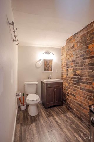 1407 Main Street, Cincinnati, OH 45202