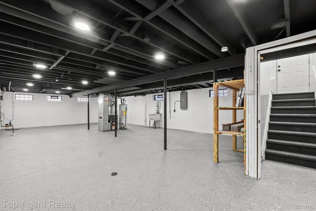 20222 Westhaven Avenue, Southfield, MI 48075