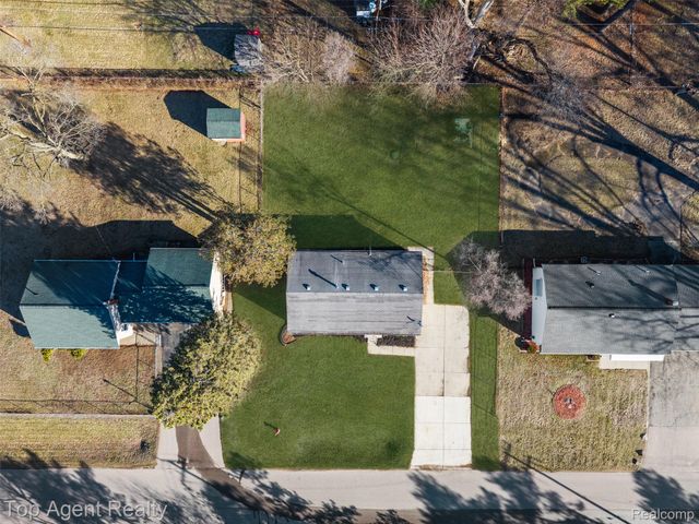 20222 Westhaven Avenue, Southfield, MI 48075