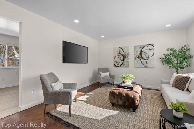 20222 Westhaven Avenue, Southfield, MI 48075