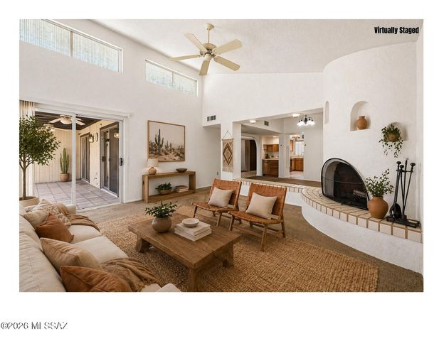 1621 W Agave Lane, Green Valley, AZ 85622