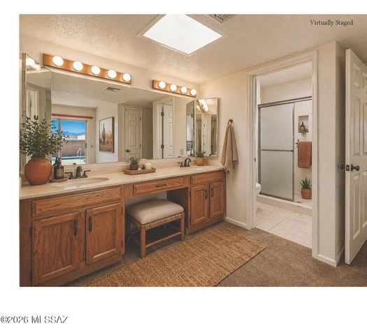 1621 W Agave Lane, Green Valley, AZ 85622