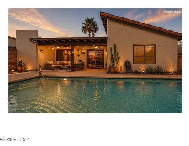 1621 W Agave Lane, Green Valley, AZ 85622