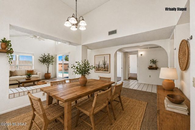 1621 W Agave Lane, Green Valley, AZ 85622