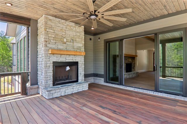 709 Hemlock Court, Salem, SC 29676