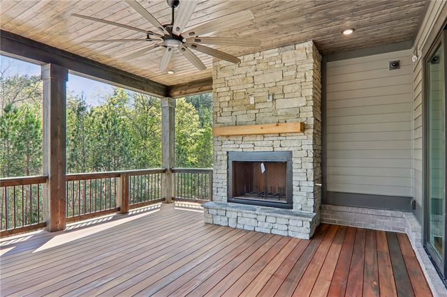 709 Hemlock Court, Salem, SC 29676