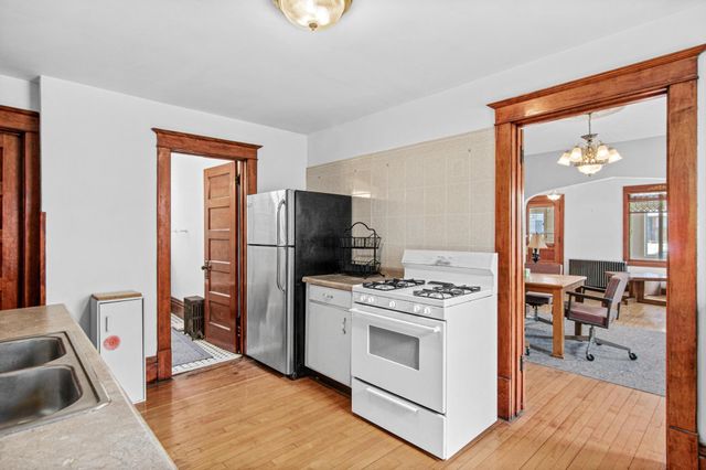 2012 4th Street NE, Minneapolis, MN 55418