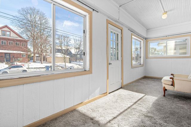 2012 4th Street NE, Minneapolis, MN 55418