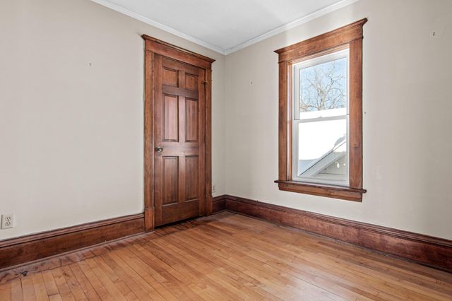 2012 4th Street NE, Minneapolis, MN 55418