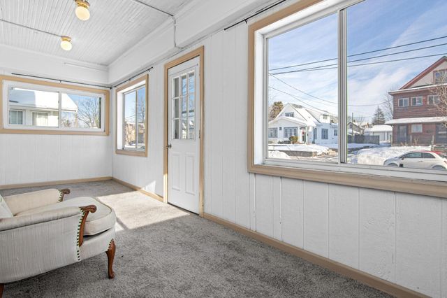 2012 4th Street NE, Minneapolis, MN 55418