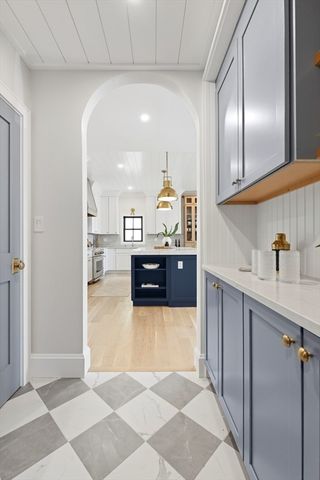 847 E 5th St 2, Boston, MA 02127