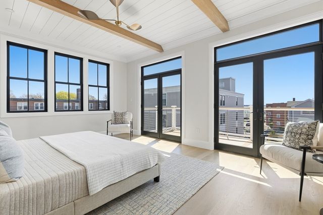 847 E 5th St 2, Boston, MA 02127
