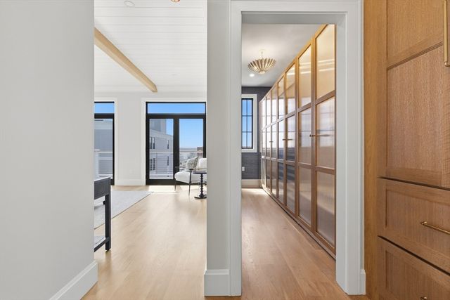 847 E 5th St 2, Boston, MA 02127