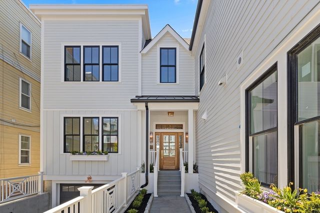 847 E 5th St 2, Boston, MA 02127