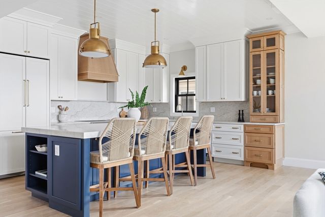 847 E 5th St 2, Boston, MA 02127
