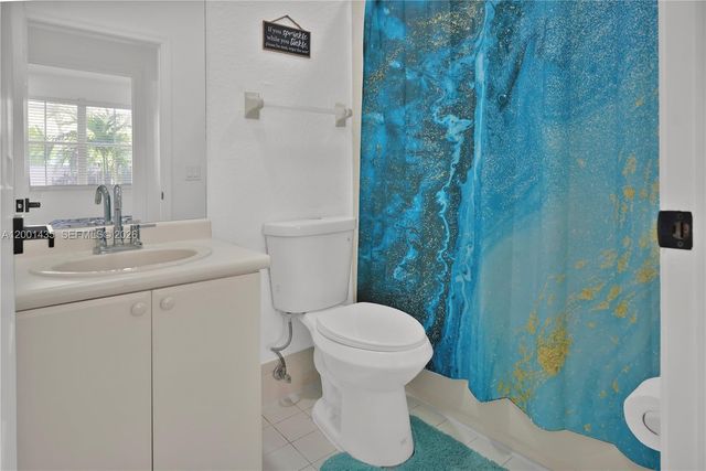 1432 SE 25th Avenue, Homestead, FL 33035