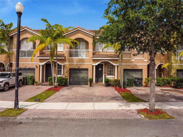 1432 SE 25th Avenue, Homestead, FL 33035
