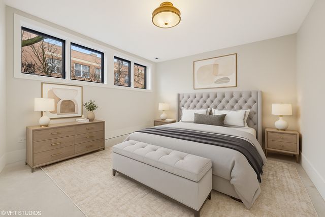 3920 N Bell Avenue, Chicago, IL 60618