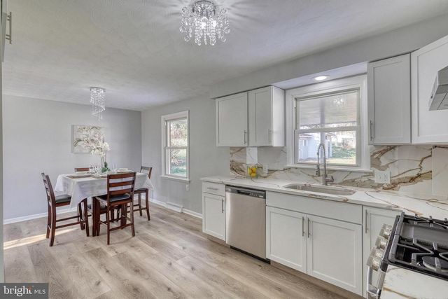 2347 MARDALE DR, York, PA 17403