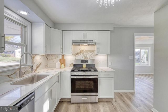 2347 MARDALE DR, York, PA 17403