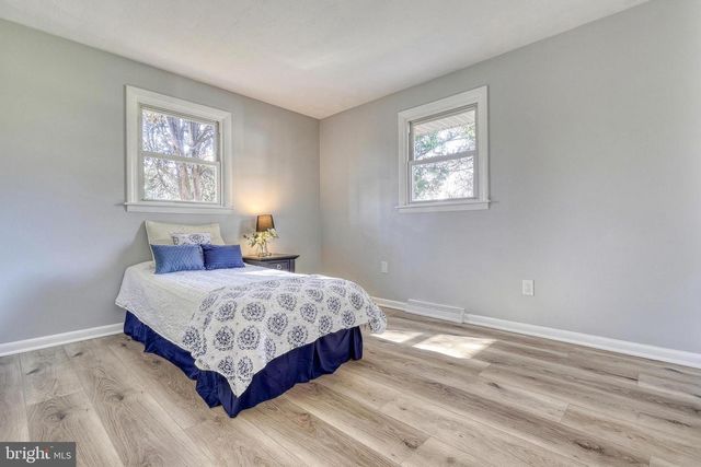 2347 MARDALE DR, York, PA 17403