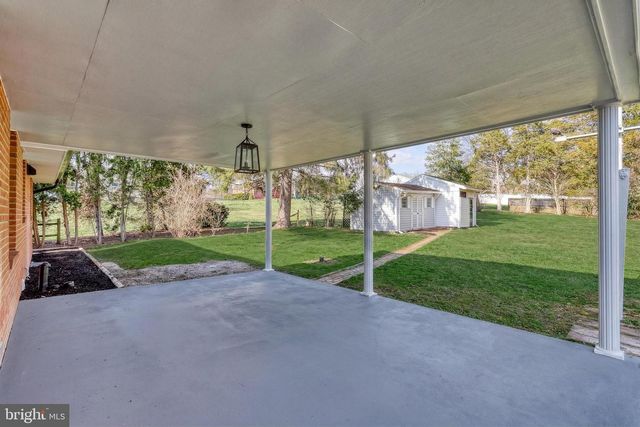 2347 MARDALE DR, York, PA 17403