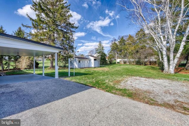 2347 MARDALE DR, York, PA 17403