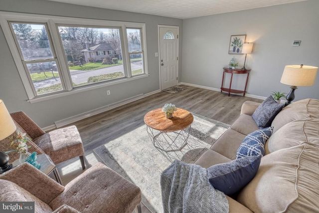 2347 MARDALE DR, York, PA 17403