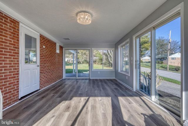 2347 MARDALE DR, York, PA 17403