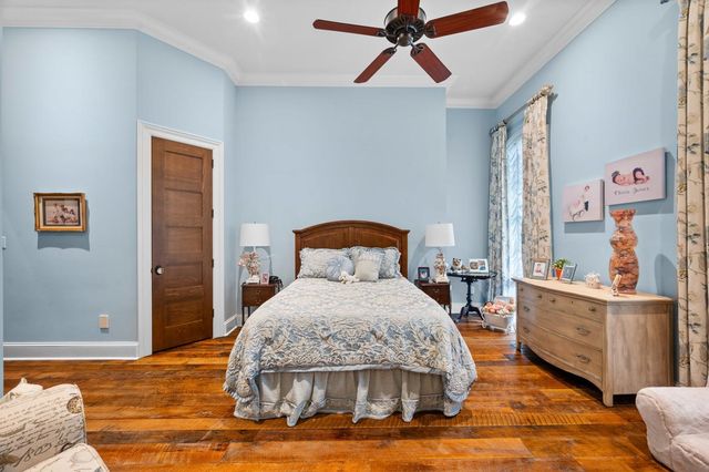 279 Ashburn Drive, Schriever, LA 70395