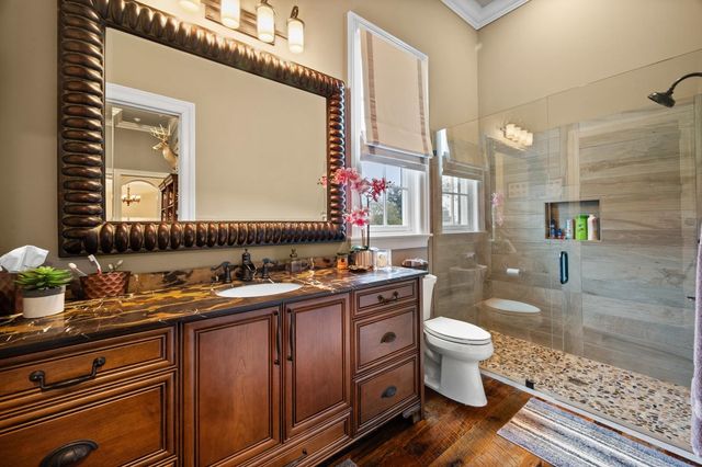 279 Ashburn Drive, Schriever, LA 70395