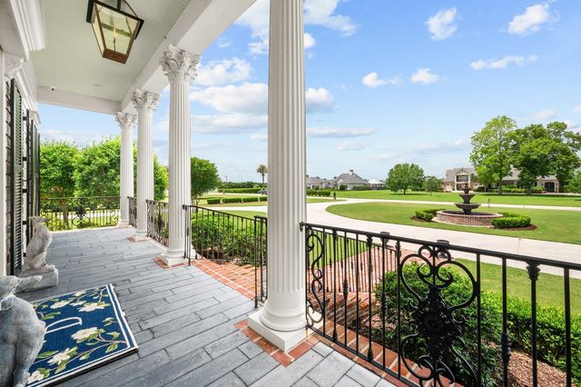 279 Ashburn Drive, Schriever, LA 70395