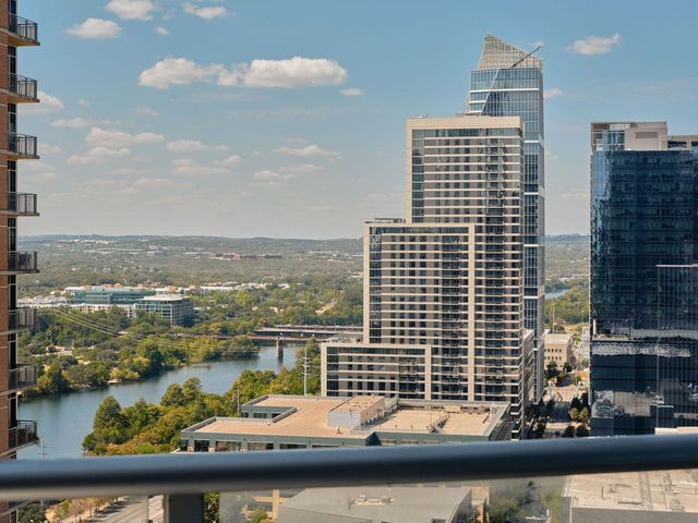 200 Congress Ave 23C, Austin, TX 78701