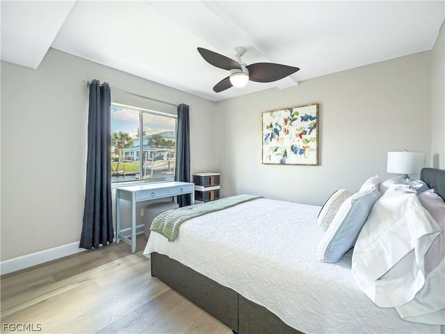 5111 Manor CT 4, Cape Coral, FL 33904