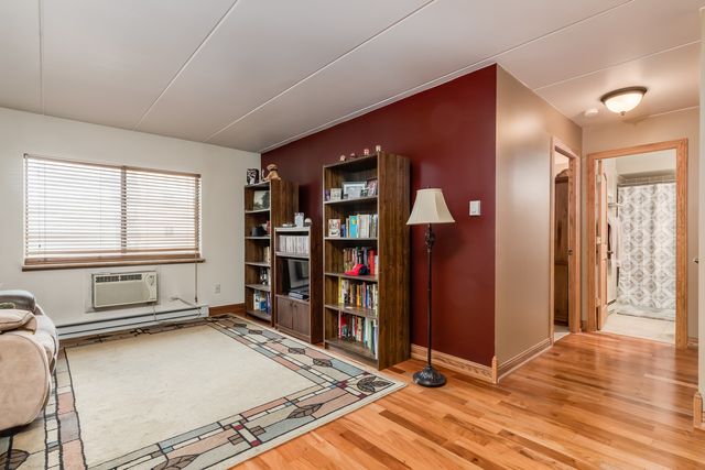 315 Marengo Avenue 3H, Forest Park, IL 60130