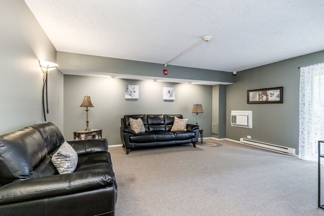 315 Marengo Avenue 3H, Forest Park, IL 60130