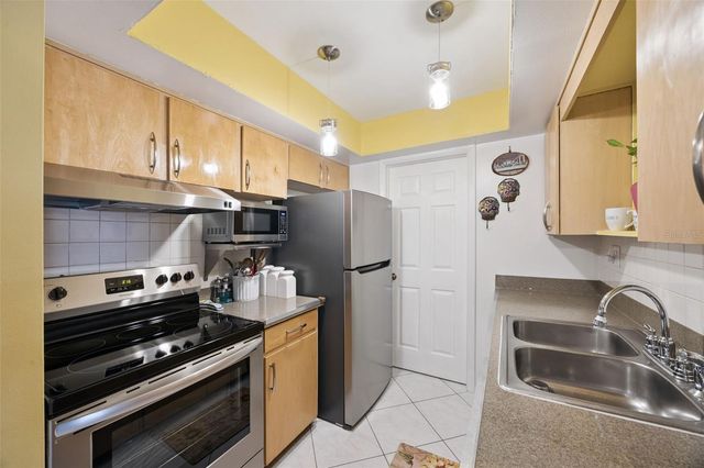 527 ETNA COURT 105, Casselberry, FL 32707