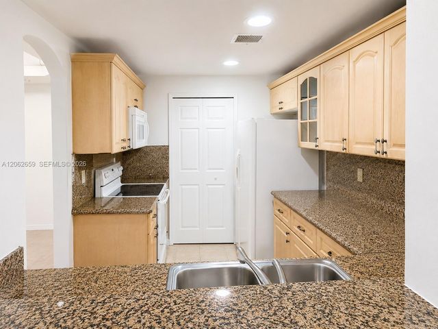 6560 NW 114th Avenue 505, Doral, FL 33178