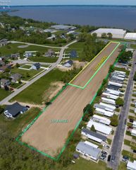 1 Venice Road, Sandusky, OH 44870