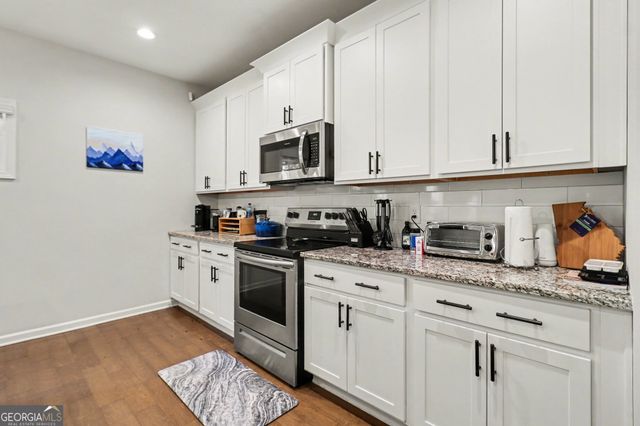 35 Alabama Avenue, Sharpsburg, GA 30277