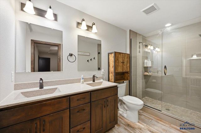 725 Maple Drive, Spearfish, SD 57783