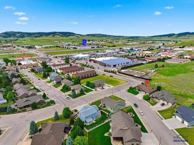 725 Maple Drive, Spearfish, SD 57783